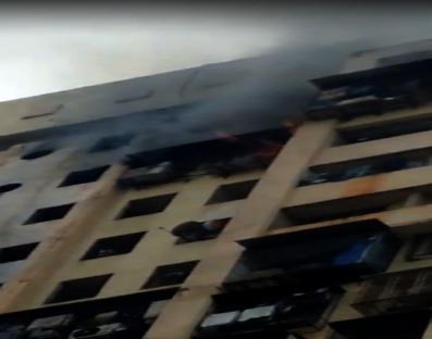 2 killed, 13 injured in Mumbai high-rise blaze
