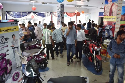 Vehicle dealers in Odisha must display price chart in showrooms