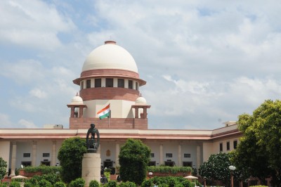 SC agrees to re-examine 50% quota cap, issues notice to states/UTs SC agrees to re-examine 50% quota cap, issues notice to states/UTs