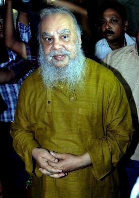 Artist Subhaprasanna appears before ED in Saradha case Artist Subhaprasanna appears before ED in Saradha case
