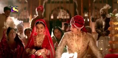 Gracy Goswami loves her wedding look in 'Kyun Utthe Dil Chhod Aaye' Gracy Goswami loves her wedding look in 'Kyun Utthe Dil Chhod Aaye'