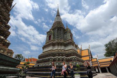 Thailand to cut quarantine period for arrivals Thailand to cut quarantine period for arrivals