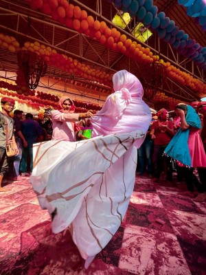 This is how iPhone 12 Pro will capture vibrant Holi colours This is how iPhone 12 Pro will capture vibrant Holi colours