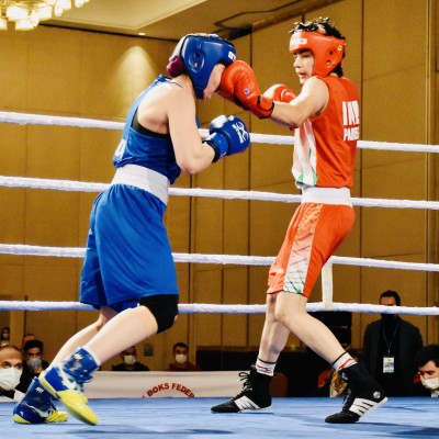 Nikhat beats world champ at Bosphorous Boxing tournament Nikhat beats world champ at Bosphorous Boxing tournament