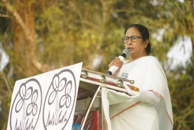 BJP urges EC to censure Mamata for speeches, prevent more breaches BJP urges EC to censure Mamata for speeches, prevent more breaches