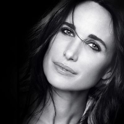 Andie MacDowell stopped colouring her hair during pandemic Andie MacDowell stopped colouring her hair during pandemic