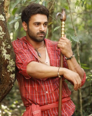 Pulkit tags 'Haathi Mere Saathi' character as 'yeda dimaag' Pulkit tags 'Haathi Mere Saathi' character as 'yeda dimaag'