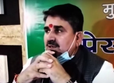 Bihar minister defends himself in liquor smuggling
