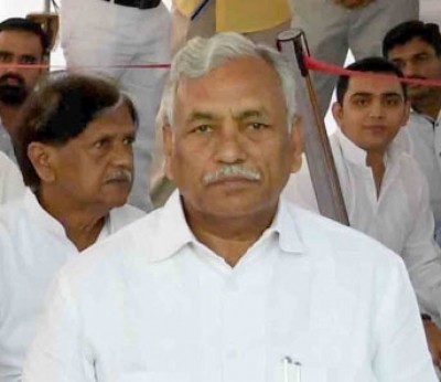 Delhi govt to provide tablets for MLAs Delhi govt to provide tablets for MLAs