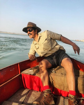 Randeep Hooda excited to spot gangetic dolphin during UP shoot Randeep Hooda excited to spot gangetic dolphin during UP shoot