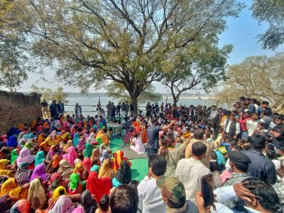 Nishads to send truckloads of signatures to PMO seeking SC status Nishads to send truckloads of signatures to PMO seeking SC status
