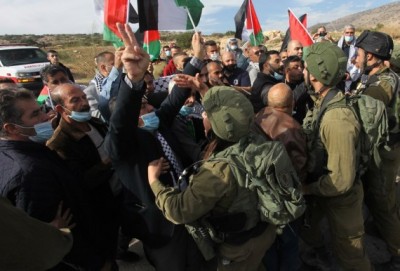 Israel arrests 27 Palestinians in West Bank Israel arrests 27 Palestinians in West Bank