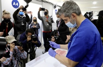 49% Republican men say they won't get inoculated 49% Republican men say they won't get inoculated
