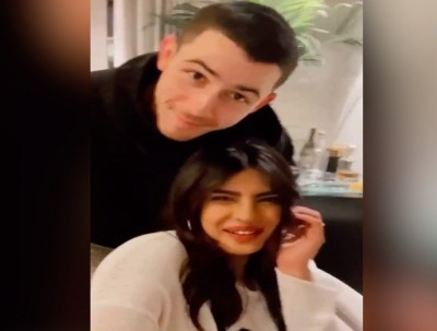 Priyanka & Nick to announce Oscar nominations Priyanka & Nick to announce Oscar nominations