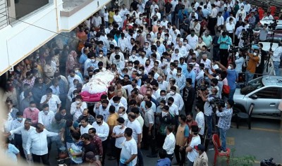 Maha BJP belligerent as mystery over Hiren's death deepens Maha BJP belligerent as mystery over Hiren's death deepens