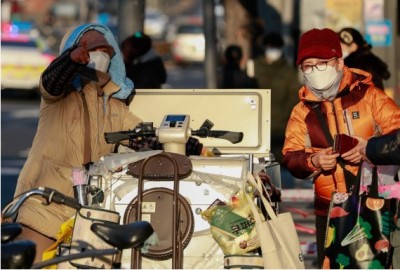 S.Korea aims to inoculate 12mn people by June S.Korea aims to inoculate 12mn people by June