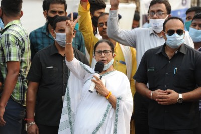 Mamata files nomination from Nandigram Mamata files nomination from Nandigram