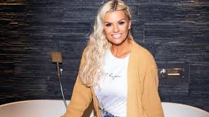 Kerry Katona credits curvy figure for pop career