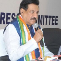 Cong slams Centre for allowing 'sale' of Covid vaccine by pvt hospitals