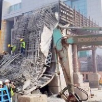 4 injured in Dhaka launching girder collapse