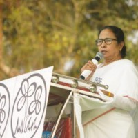 BJP urges EC to censure Mamata for speeches, prevent more breaches