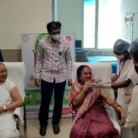 Andhra Guv takes Covid vaccine shot