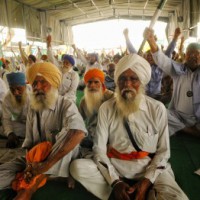Gurugram: SKM holds protest against farm laws, rising fuel prices