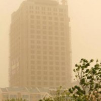 China issues yellow alert for sandstorms