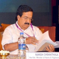 4 acre land to Sri M reveals secret pact between CPI-M, RSS: Cong