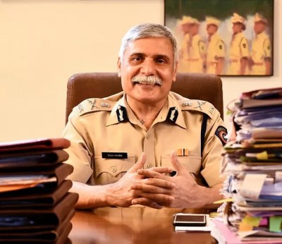CBI records statement of Mumbai CP in Maha corruption case