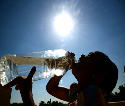 Heat wave conditions grip parts of Telangana Heat wave conditions grip parts of Telangana