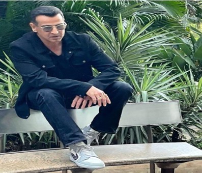 Ronit Bose Roy to host new crime drama 'India's Most Sansanikhez Kahaniyaan' Ronit Bose Roy to host new crime drama 'India's Most Sansanikhez Kahaniyaan'
