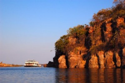 Water levels receding at Zimbabwe's Lake Kariba amid prolonged dry spell Water levels receding at Zimbabwe's Lake Kariba amid prolonged dry spell