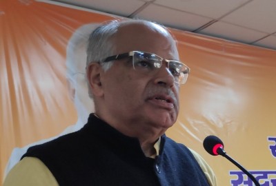 Narrow escape for J&K BJP leader as leopard enters residence Narrow escape for J&K BJP leader as leopard enters residence