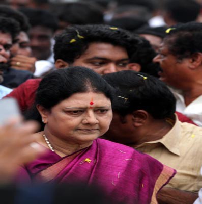 Jail perks case: Karnataka court grants bail to Sasikala, four others Jail perks case: Karnataka court grants bail to Sasikala, four others
