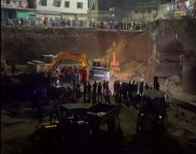 Two killed as bridge collapses in Cuttack Two killed as bridge collapses in Cuttack