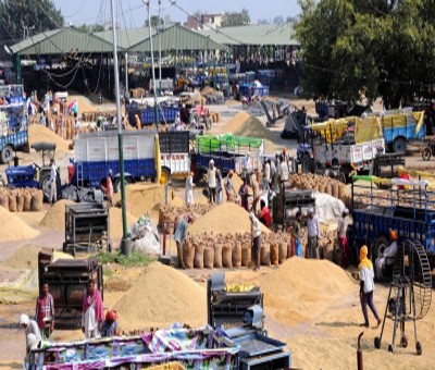731.53 LMT paddy procured benefitting 103.40 lakh farmers: Govt 731.53 LMT paddy procured benefitting 103.40 lakh farmers: Govt