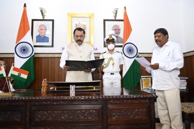 Goa pro-tem Speaker administers oath to 39 MLAs Goa pro-tem Speaker administers oath to 39 MLAs