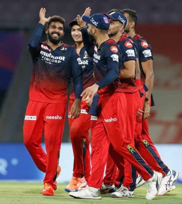 IPL 2022: Bangalore win low-scoring thriller by three wickets against Kolkata IPL 2022: Bangalore win low-scoring thriller by three wickets against Kolkata