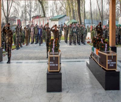 Army pays tributes to valiant bravehearts