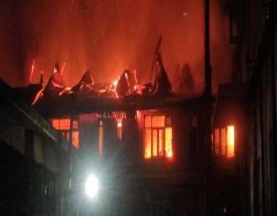 Major fire breaks out in Srinagar's Bone & Joint Hospital Major fire breaks out in Srinagar's Bone & Joint Hospital