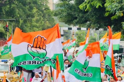 Cong offers fridge, TV as gifts to workers for getting members Cong offers fridge, TV as gifts to workers for getting members