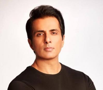 Sonu Sood off to a flying start in new 'Roadies' promo Sonu Sood off to a flying start in new 'Roadies' promo