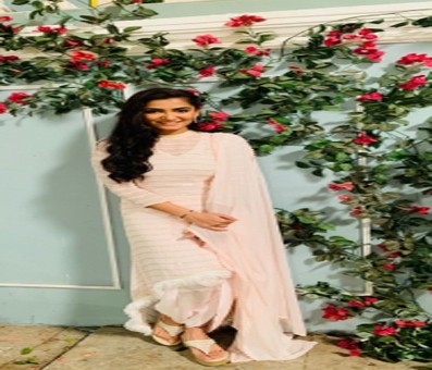Srishti Jain: I hope 'Tera Rahoon' becomes the next romantic anthem Srishti Jain: I hope 'Tera Rahoon' becomes the next romantic anthem