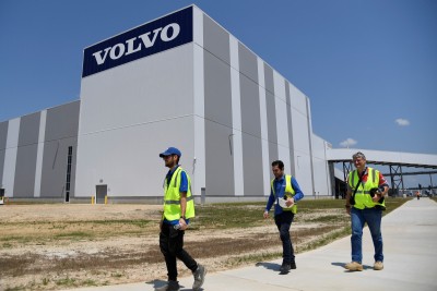 Volvo stops all production and sales in Russia due to sanctions Volvo stops all production and sales in Russia due to sanctions