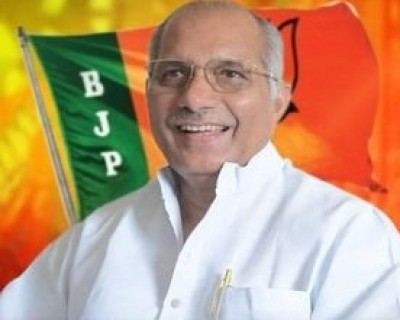 BJP workers to pick up cow dung, drink milk: UP Minister BJP workers to pick up cow dung, drink milk: UP Minister