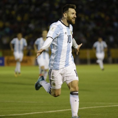 Messi returns to Argentina squad for World Cup qualifiers Messi returns to Argentina squad for World Cup qualifiers