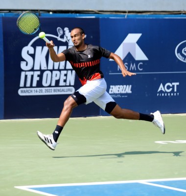 Bengaluru ITF Open: Sasikumar survives scare, Nishant shines Bengaluru ITF Open: Sasikumar survives scare, Nishant shines
