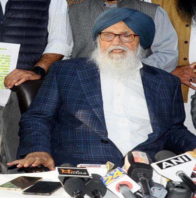 All Badals, kin unseated by AAP's greenhorns All Badals, kin unseated by AAP's greenhorns