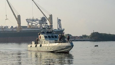 Sri Lankan Navy arrests 16 Indian fishermen, seizes 2 boats Sri Lankan Navy arrests 16 Indian fishermen, seizes 2 boats